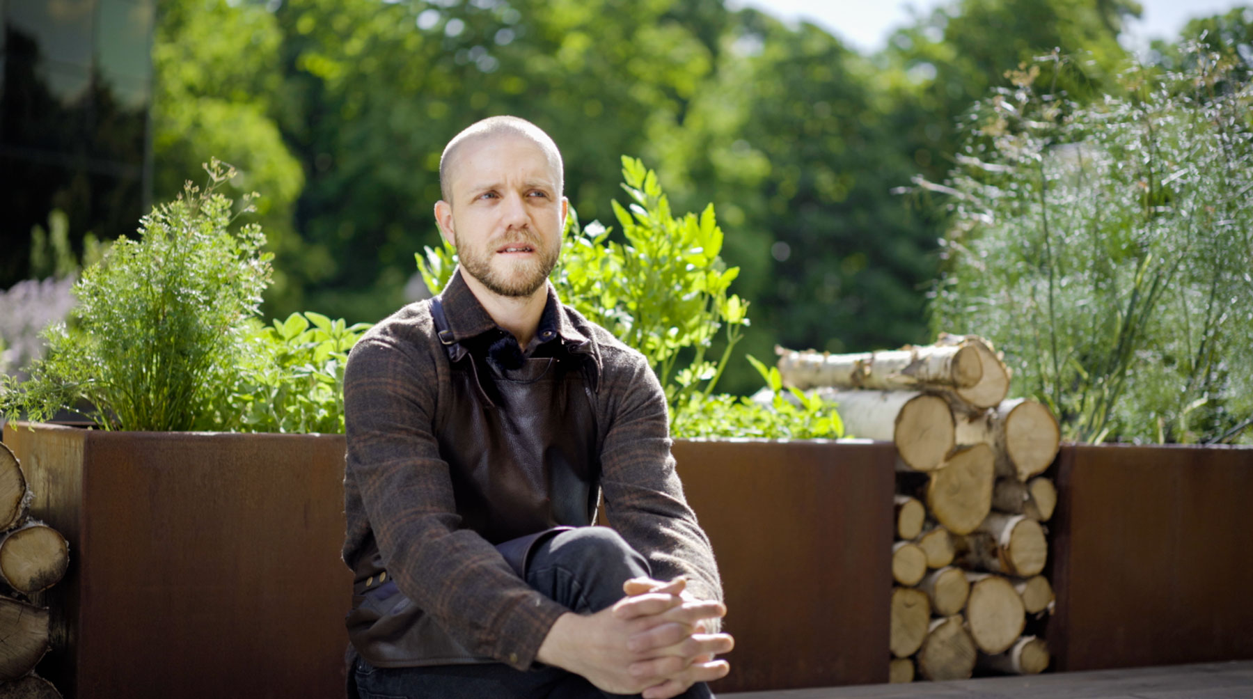 Head chef Oskar on the idea and concept behind Restaurang Jord and Pukhult. Client: Restaurang Jord
